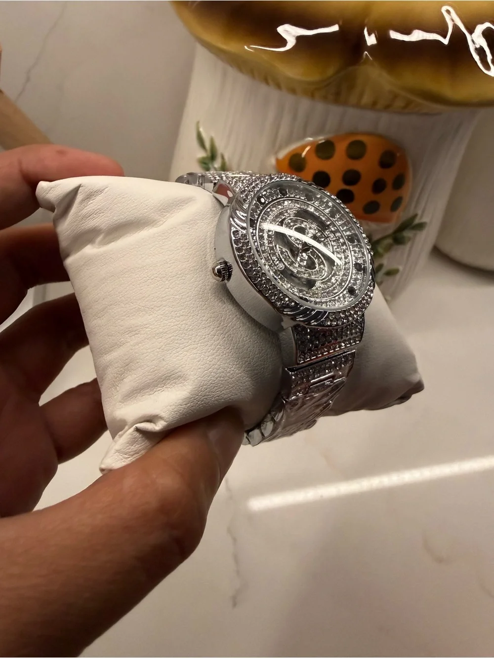 Silver Crystal Men's Fashion Watch - sparkling brand new